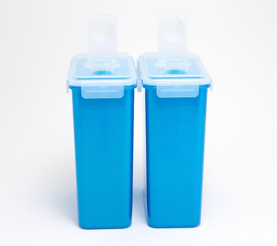 Locknlock Set of (2) Colored Body Pitchers